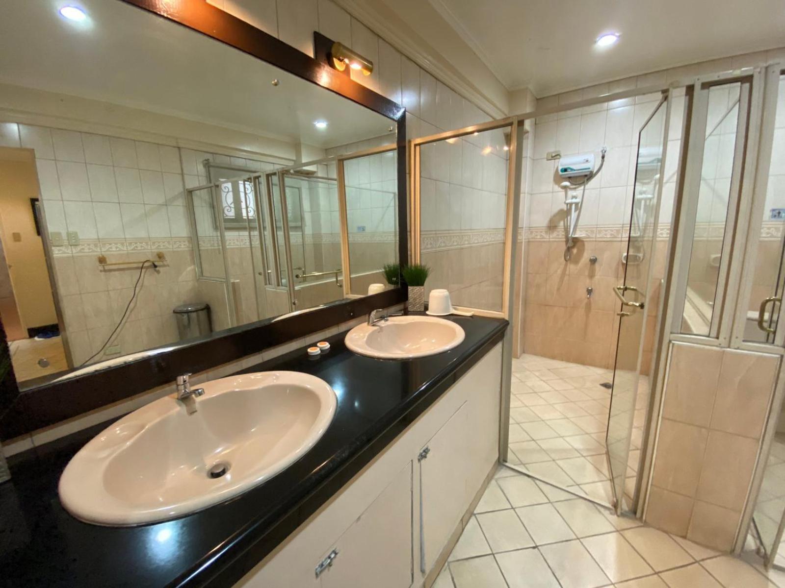 Stone House Quezon City San Juan  Extérieur photo