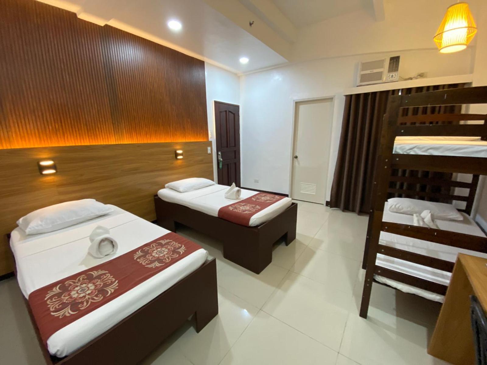 Stone House Quezon City San Juan  Extérieur photo
