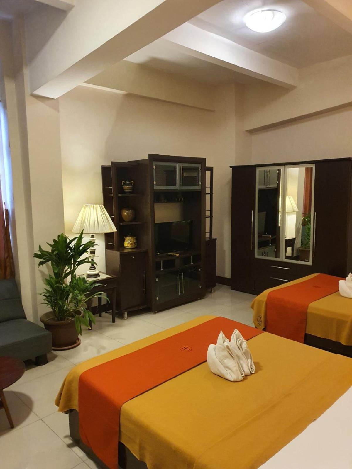 Stone House Quezon City San Juan  Extérieur photo
