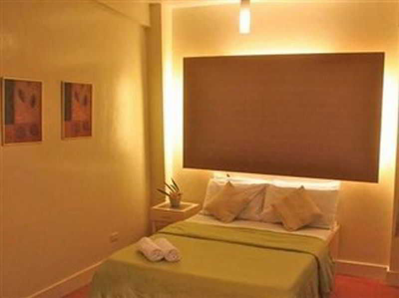 Stone House Quezon City San Juan  Extérieur photo