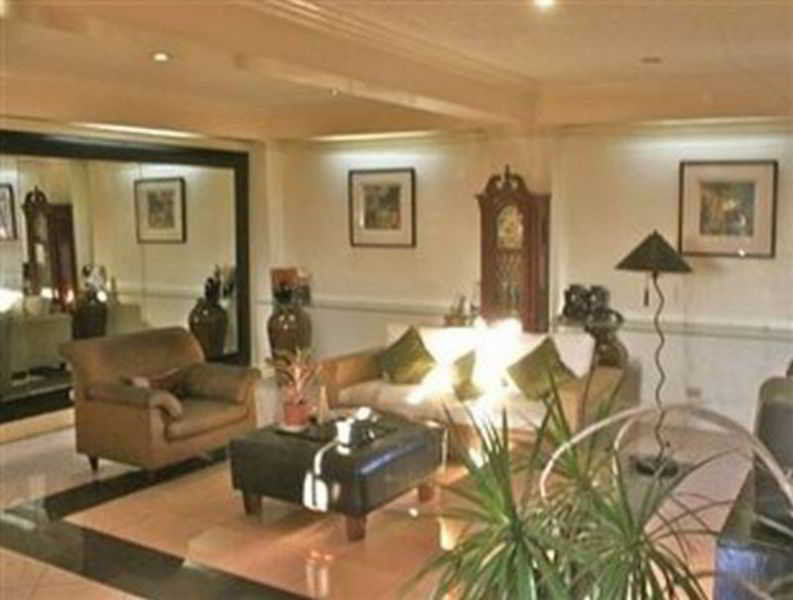 Stone House Quezon City San Juan  Extérieur photo